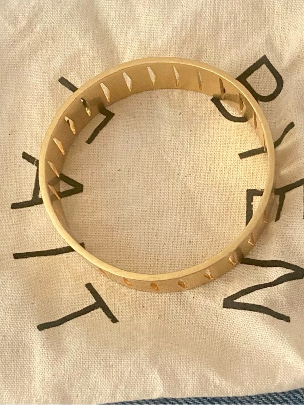Madewell Gold Tone Cutout Bangle - High end look & feel.